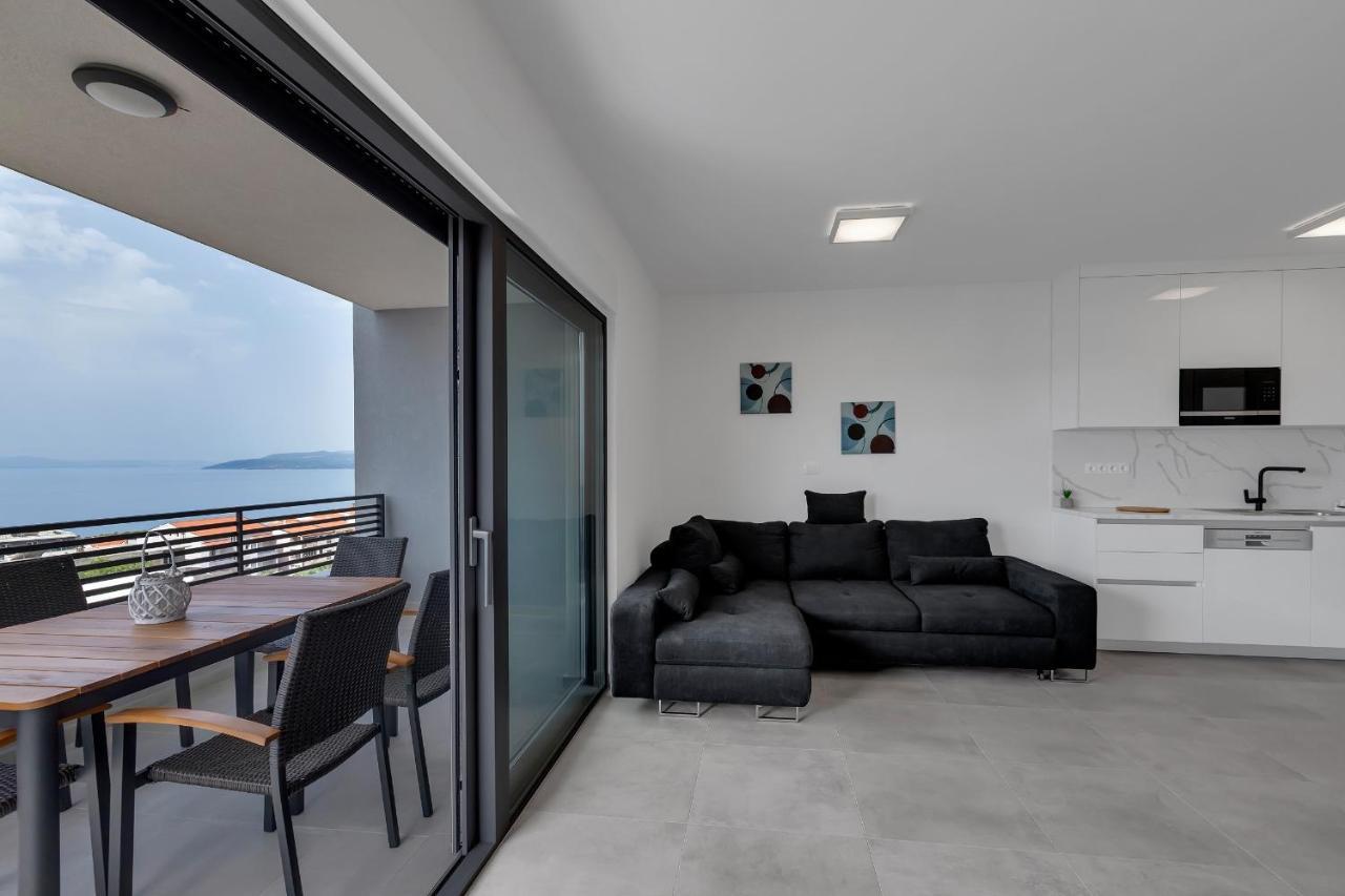 מאקרסקה Luxury Apartment Adriasun Free Beach Parking מראה חיצוני תמונה